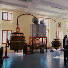 Laden Sie das Bild in den Galerie-Viewer, Vieillie en Fut de Chene